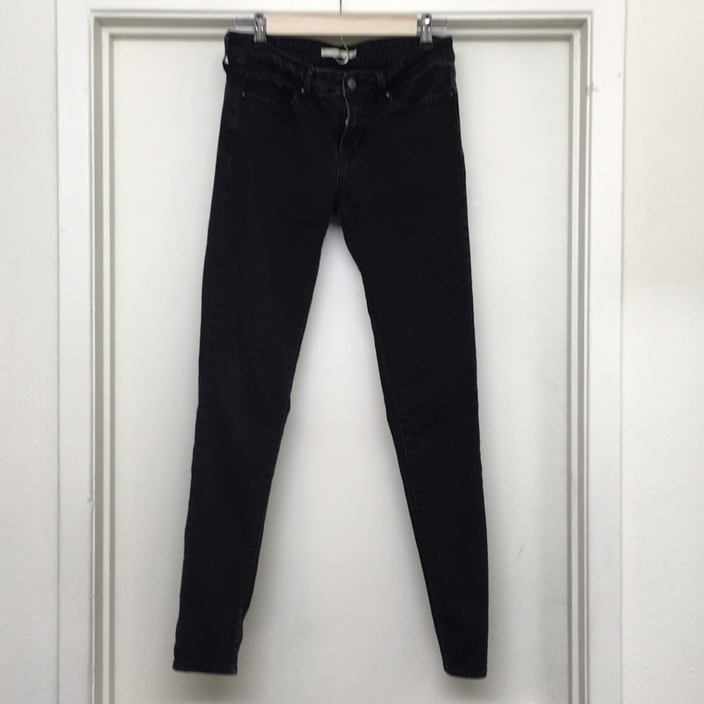Black Levi’s - 711 Skinny (28x34)